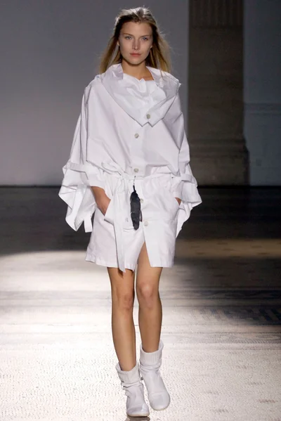 Look 25